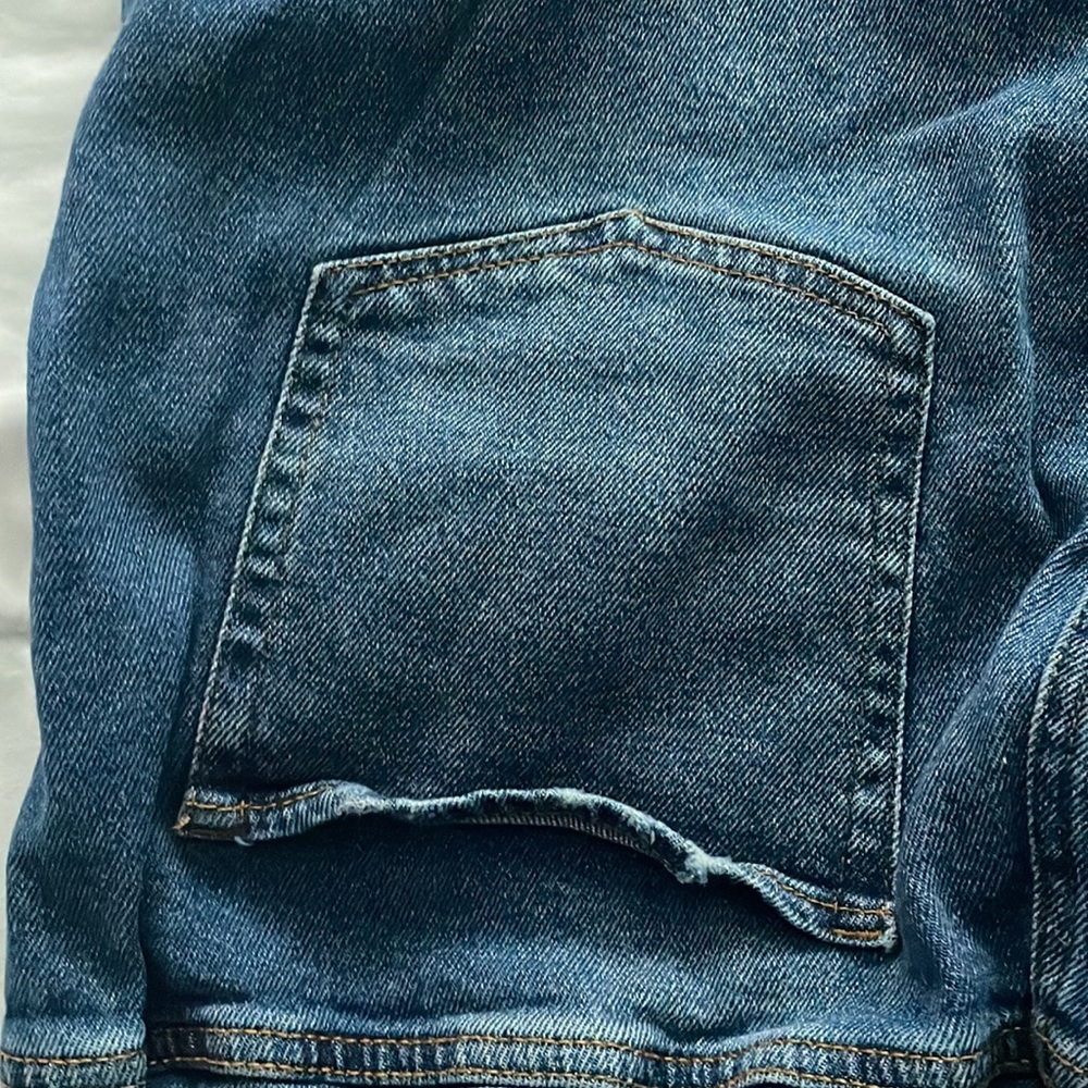 Jeans - Picture 6 of 7